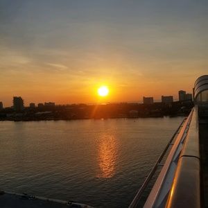 Meet your Posher, Madison